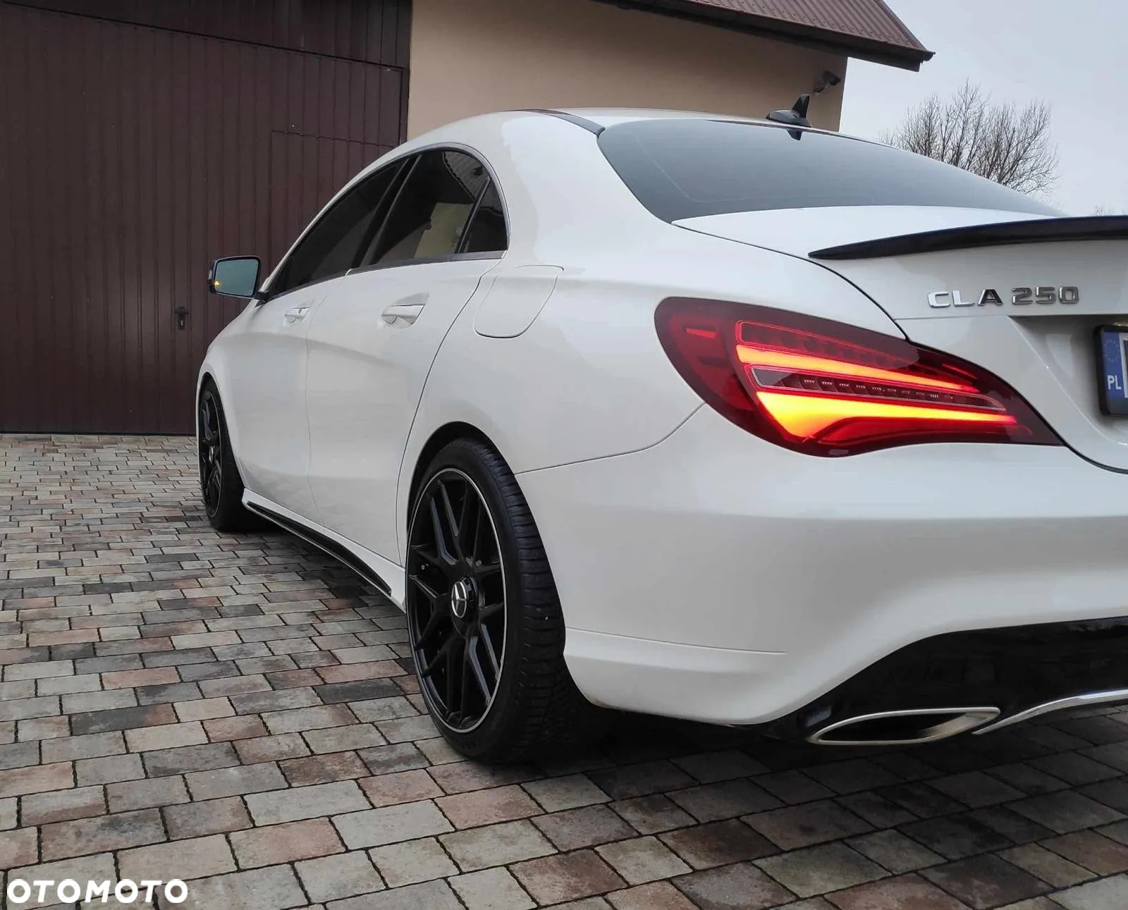Mercedes-Benz CLA 250 4-Matic AMG Line - 4