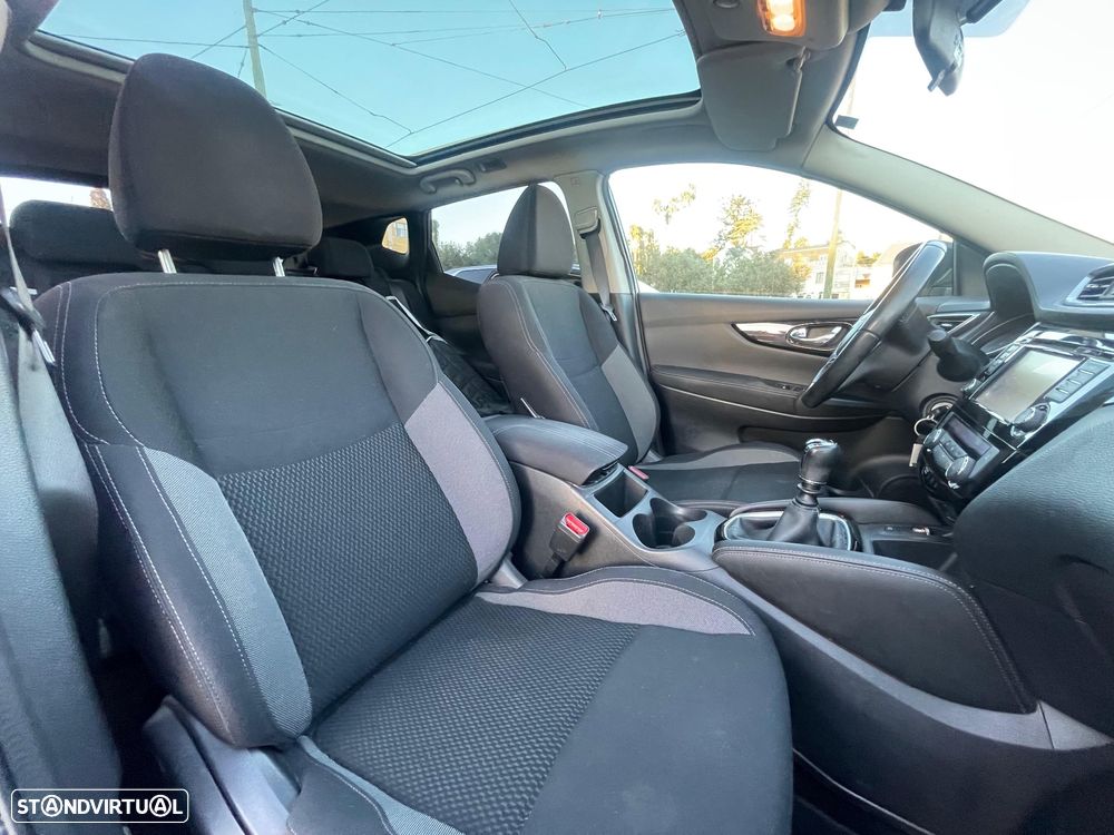Nissan Qashqai 1.5 dCi Acenta Connect - 16