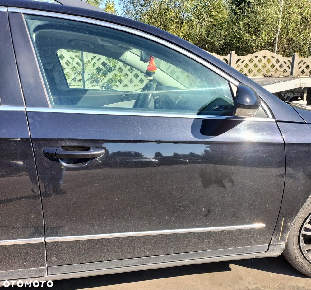 VW PASSAT B6 KOMBI DRZWI PRAWY TYŁ LC9X - 3