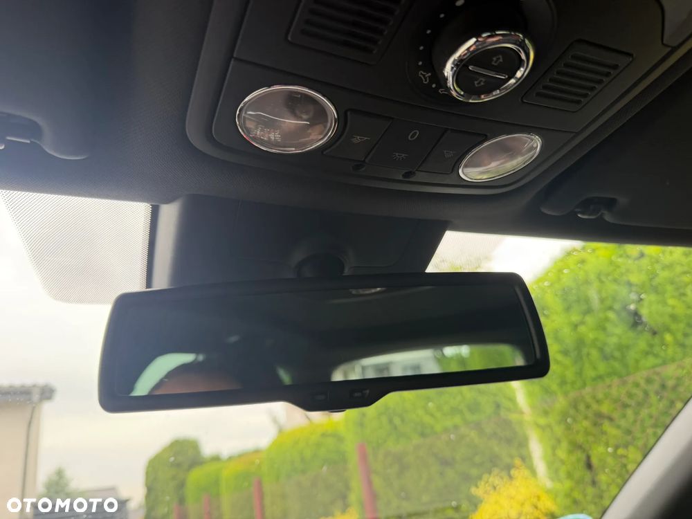 Skoda Octavia 2.0 TDI RS DSG - 39