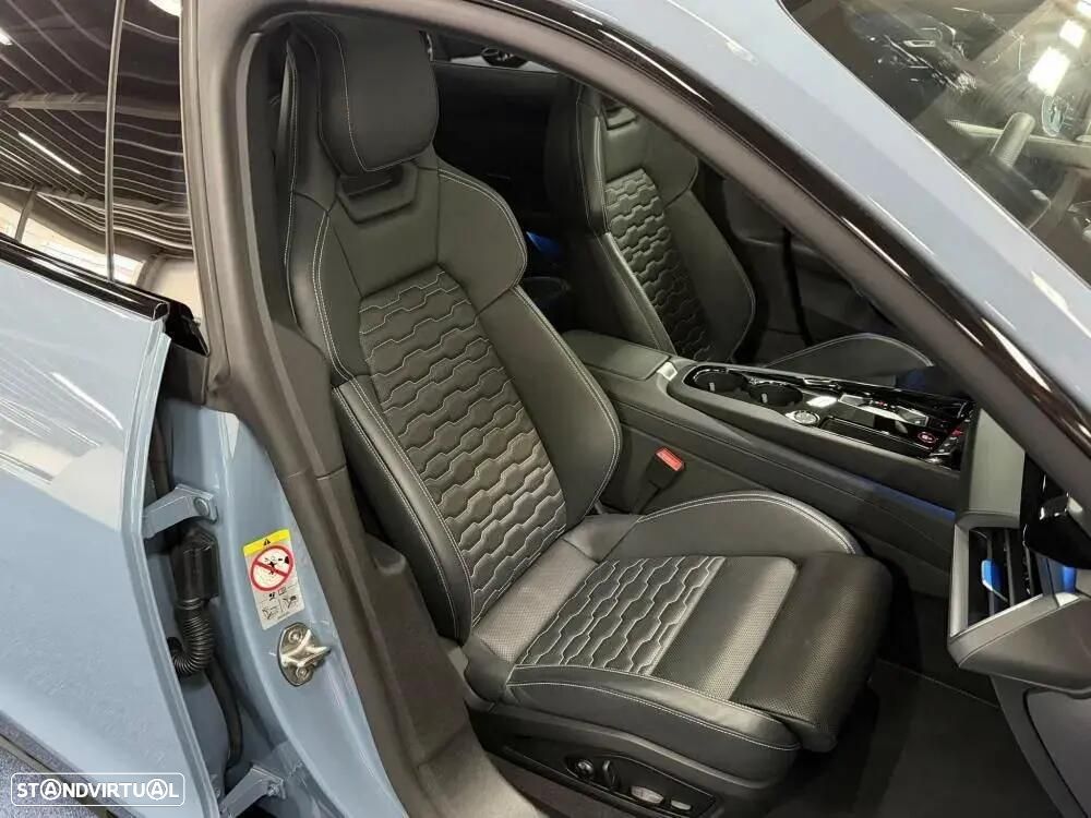 Audi e-tron GT quattro - 41