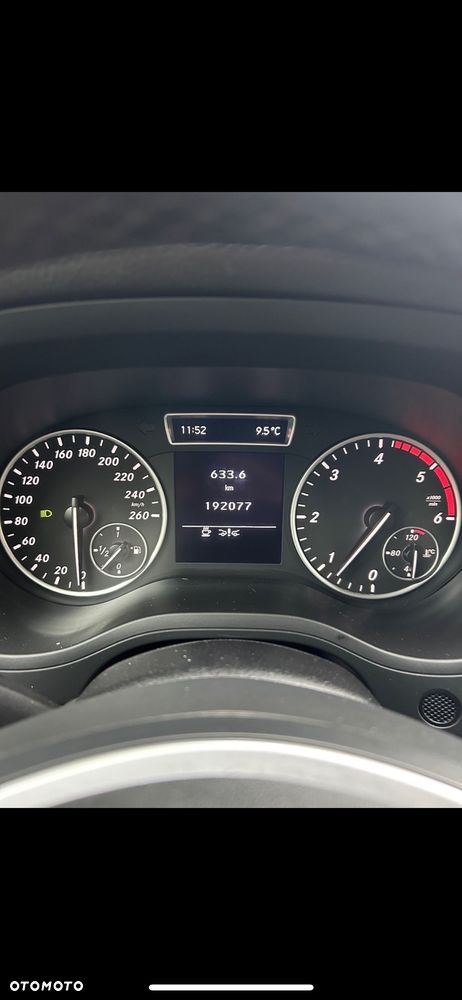 Mercedes-Benz Klasa B 180 CDI - 14