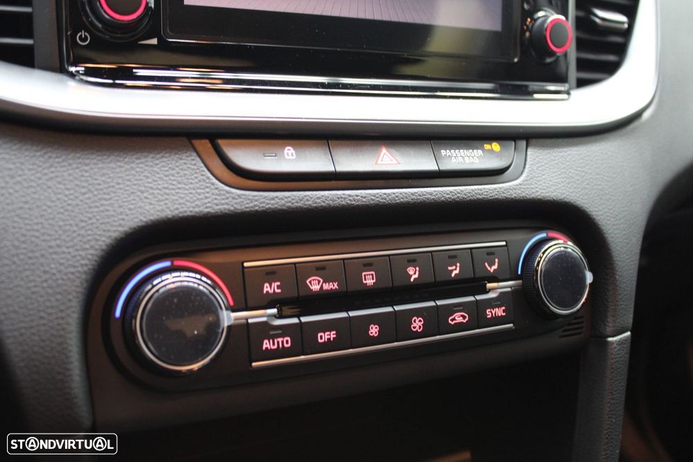 Kia XCeed 1.6 GDi PHEV Drive - 15