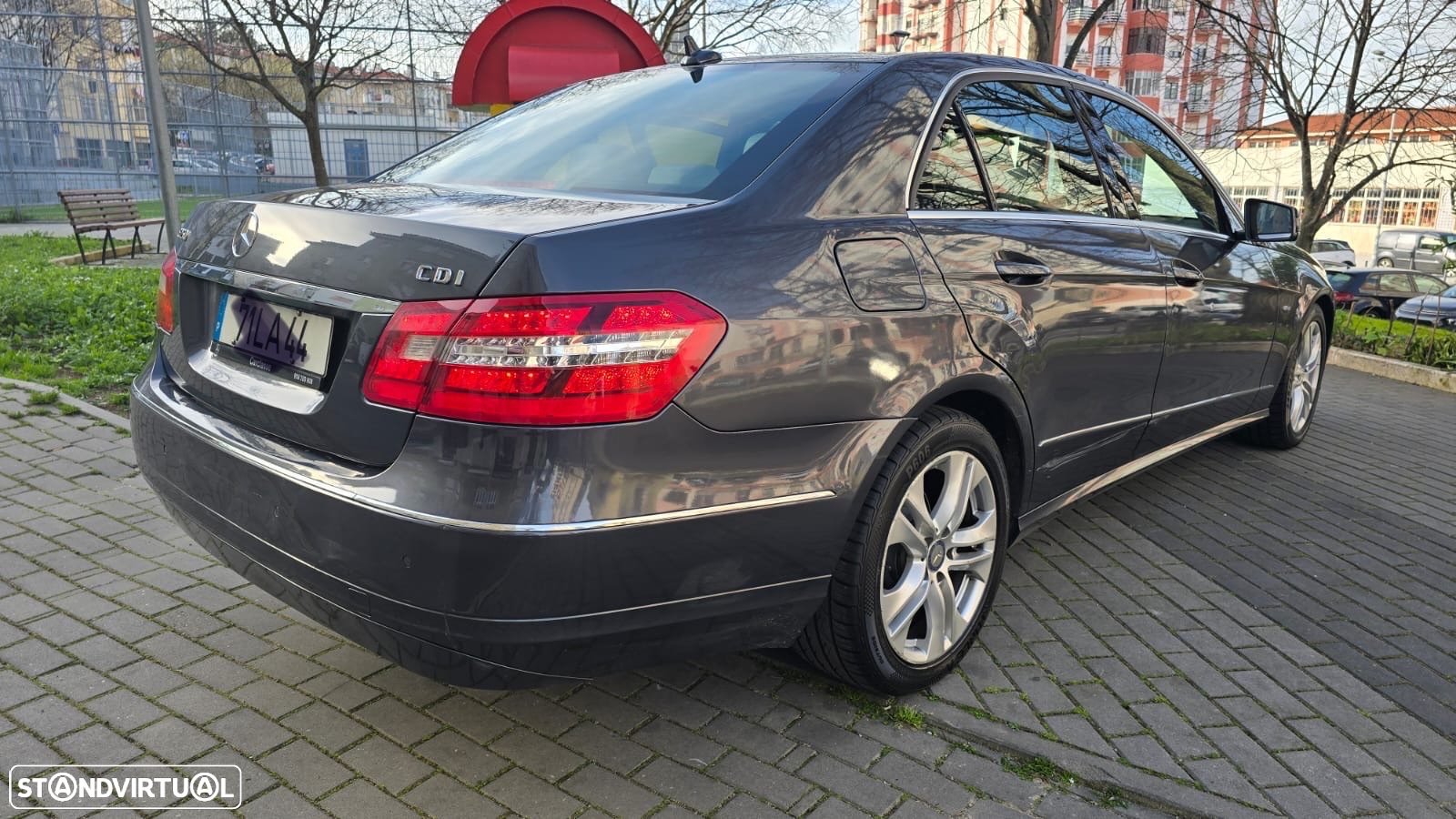 Mercedes-Benz E 250 CDi Avantgarde BlueEfficiency Auto. - 7