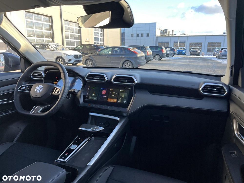 MG ZS Hybrid+ - 18