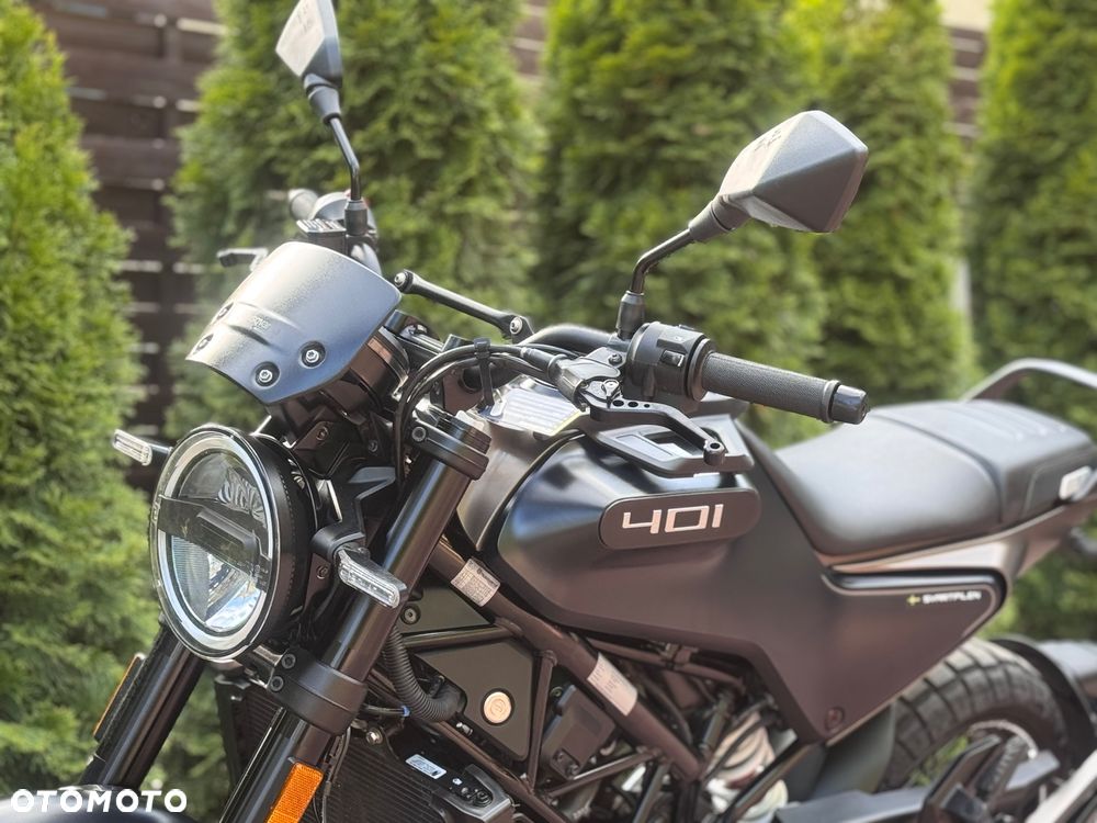 Husqvarna Svartpilen - 18