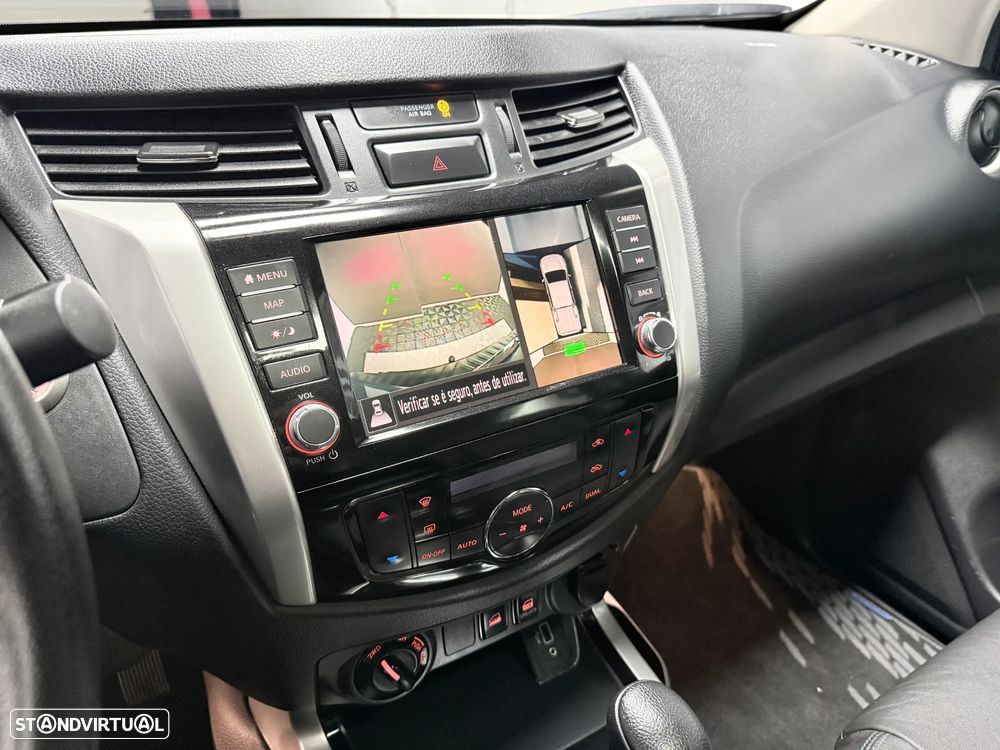Nissan Navara 2.3 dCi CD 4WD N-Guard Auto - 25