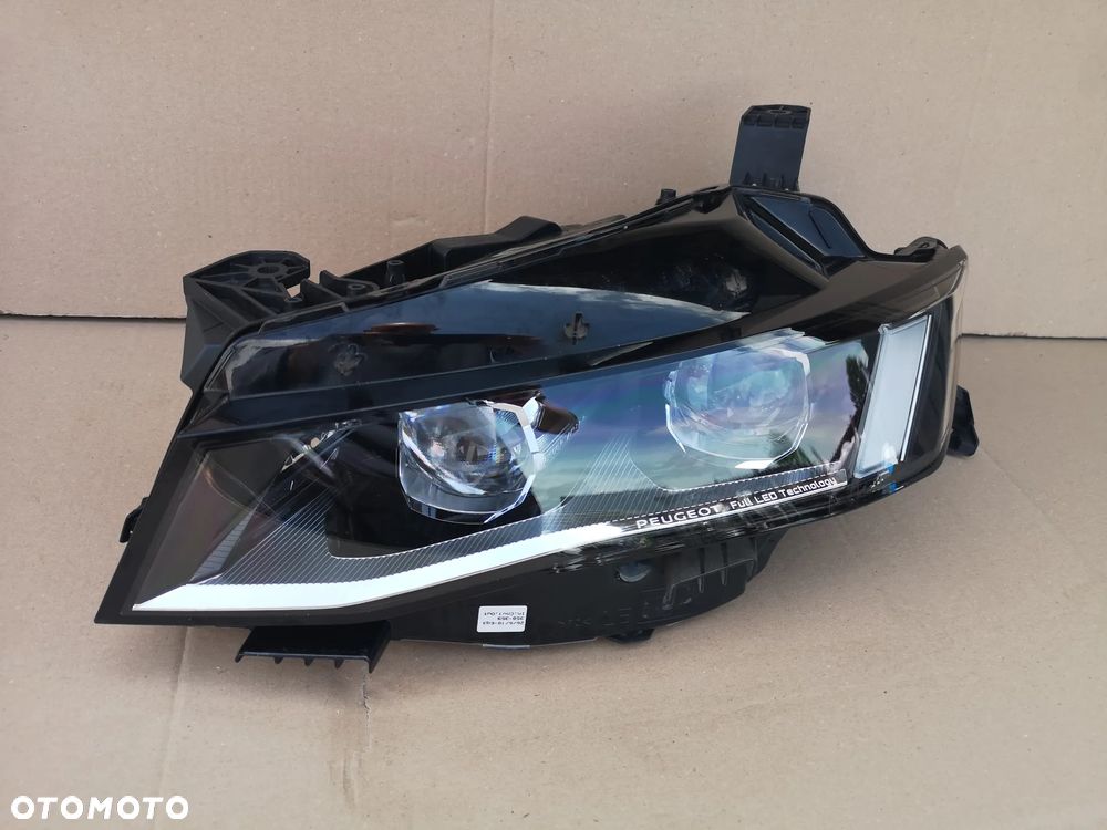 LAMPA REFLEKTOR LEWA PEUGEOT 508 FULL LED OD 2019 R - 1
