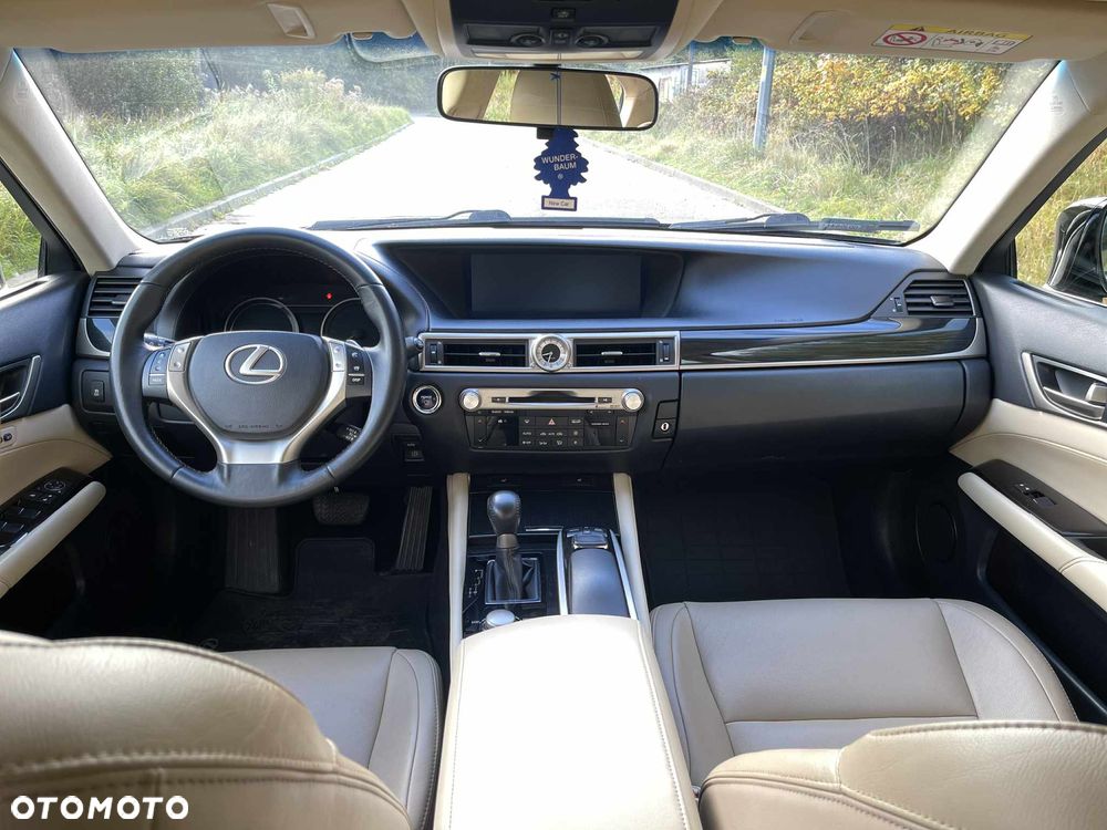 Lexus GS 300h Elite - 8