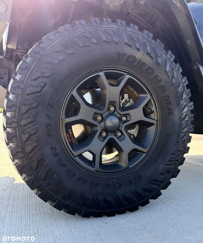 Jeep Wrangler - 28