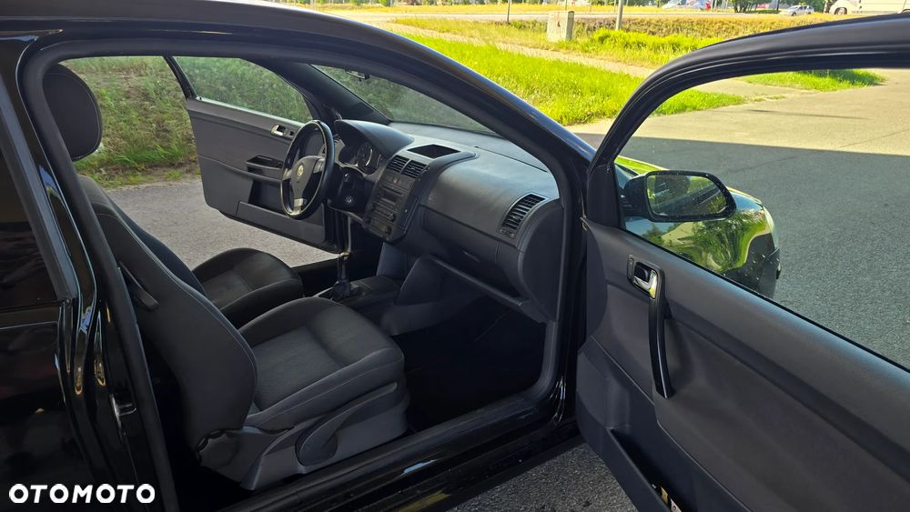 Volkswagen Polo 1.4 Highline - 20