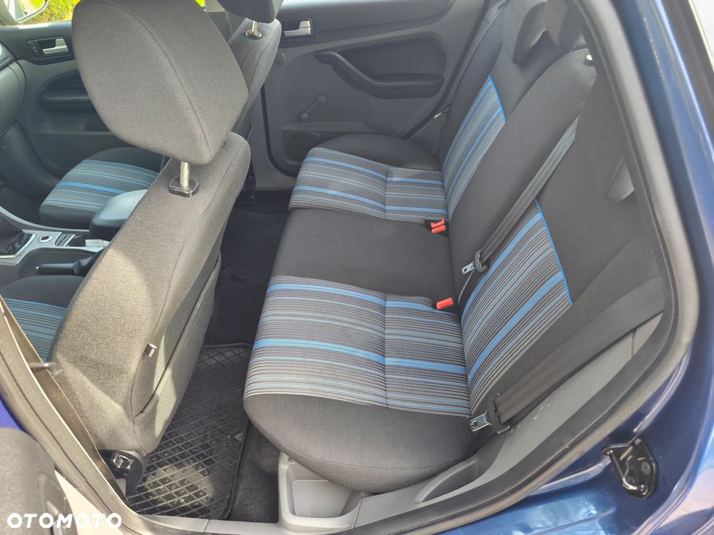 Ford Focus 1.6 TDCi Ambiente - 16