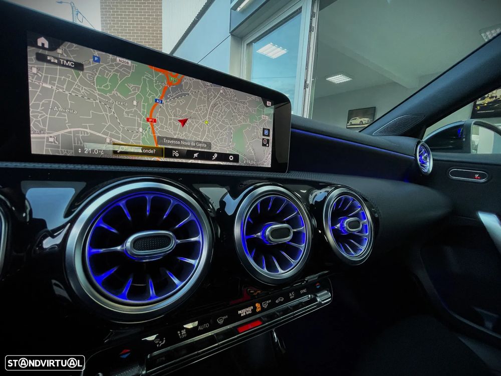 Mercedes-Benz A 200 AMG Line - 11