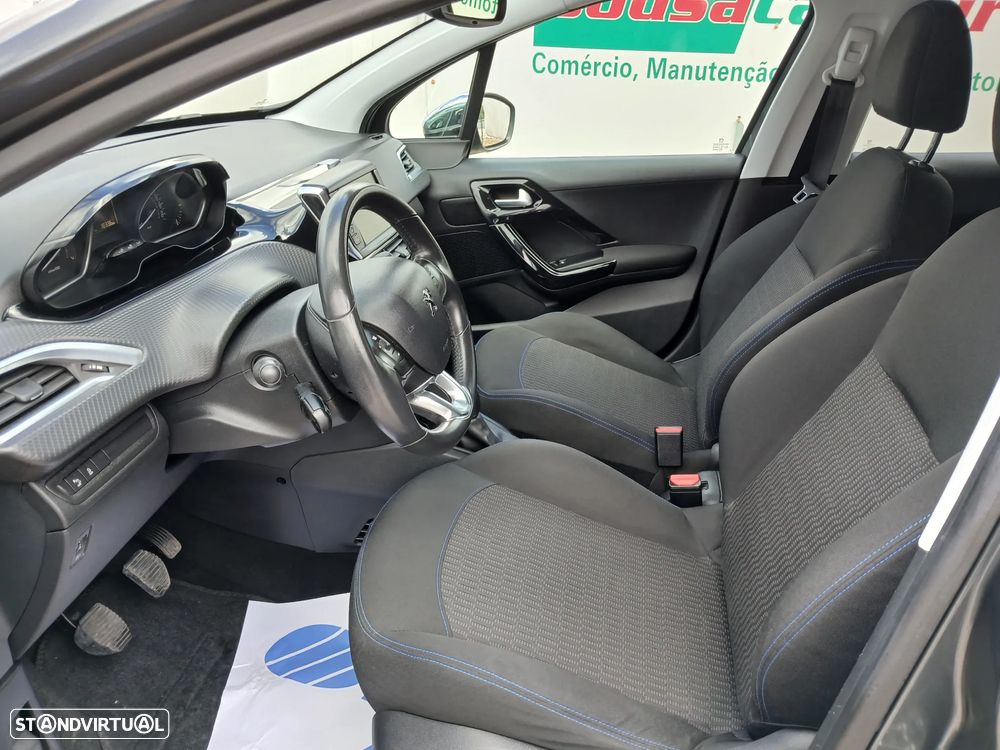 Peugeot 208 1.2 VTi Active - 14