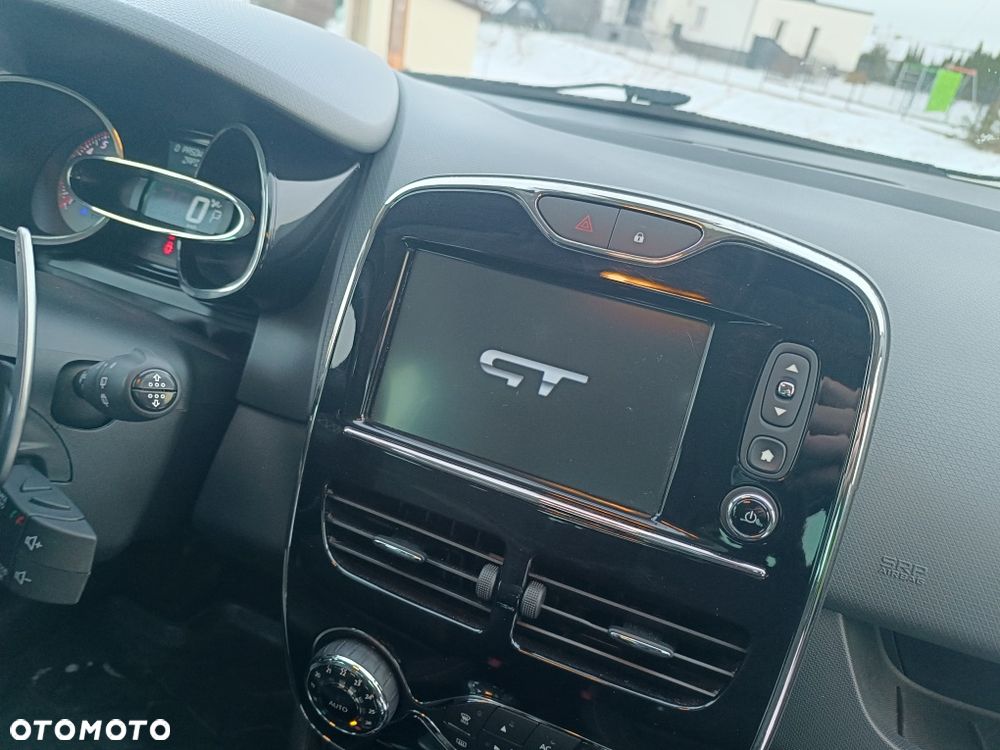 Renault Clio - 6