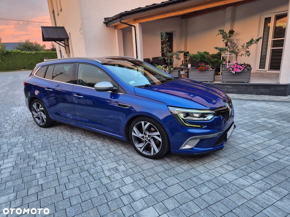 Renault Megane 1.6 dCi GT EDC - 6