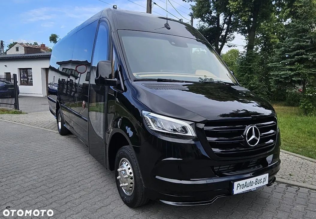 Mercedes-Benz Sprinter - 1