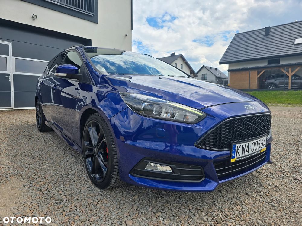 Ford Focus - 10