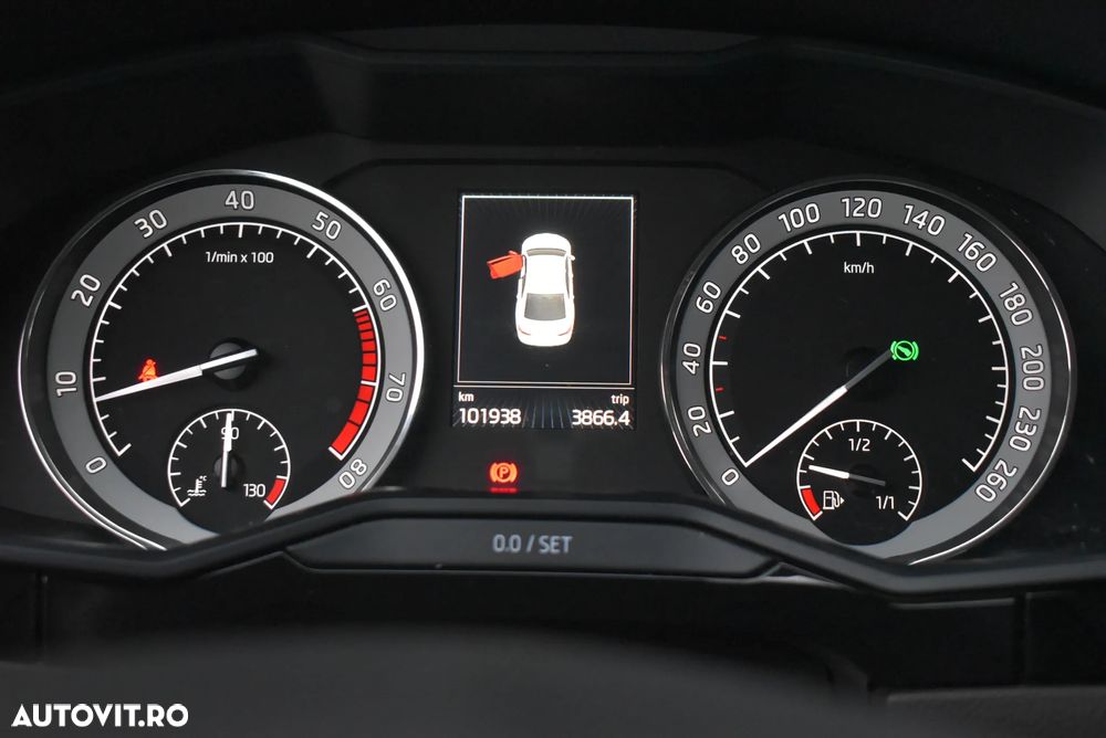 Skoda Superb 2.0 TSI DSG 4X4 Laurin & Klement - 5