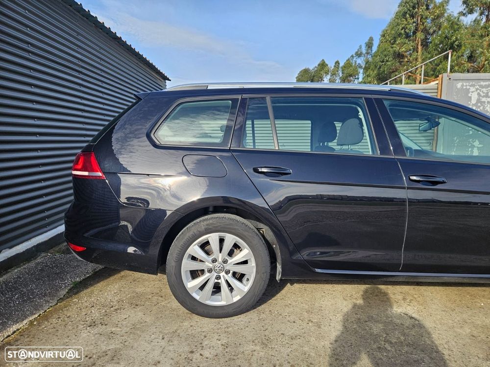 VW Golf Variant 1.6 TDi Confortline - 8