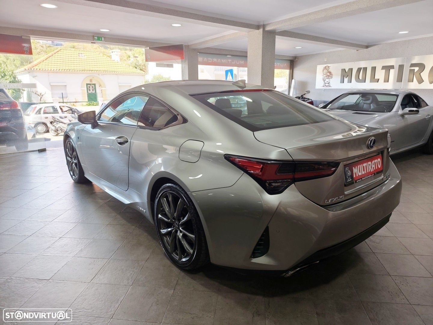 Lexus RC 300h F Sport+ - 5