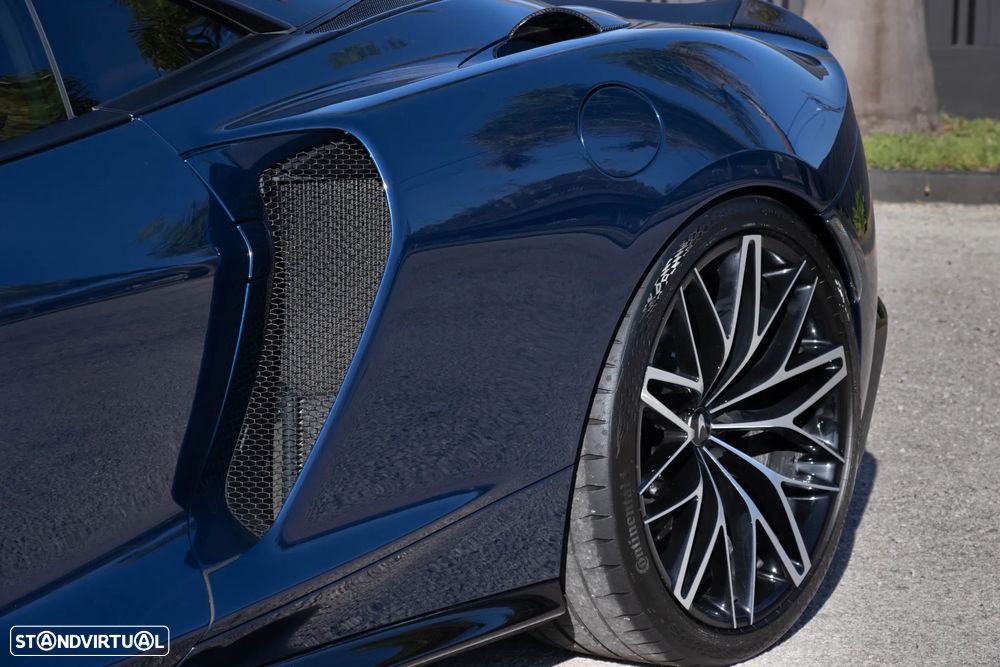 McLaren GT - 14
