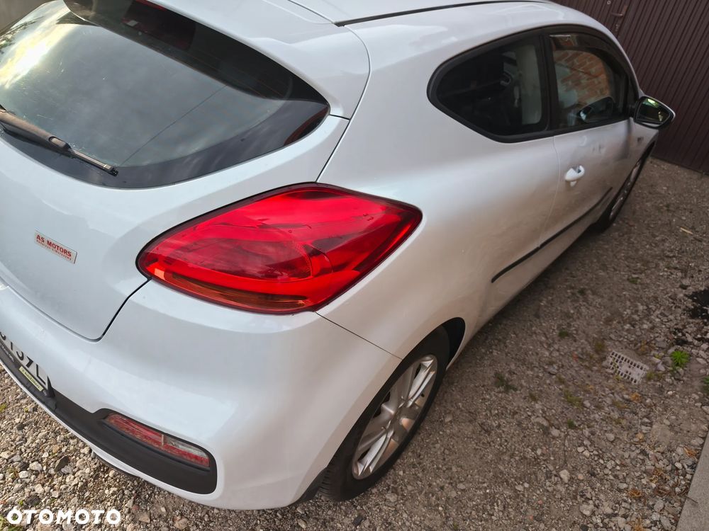 Kia ProCeed Pro_cee'd 1.4 M - 4