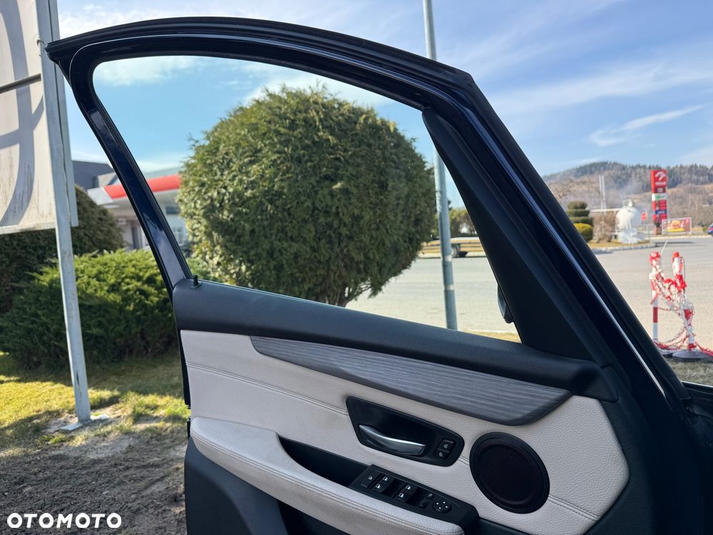 BMW Seria 2 220d xDrive Sport-Aut Luxury Line - 12