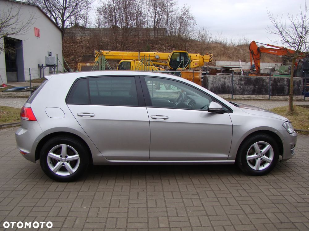 Volkswagen Golf 1.2 TSI BMT Trendline - 8