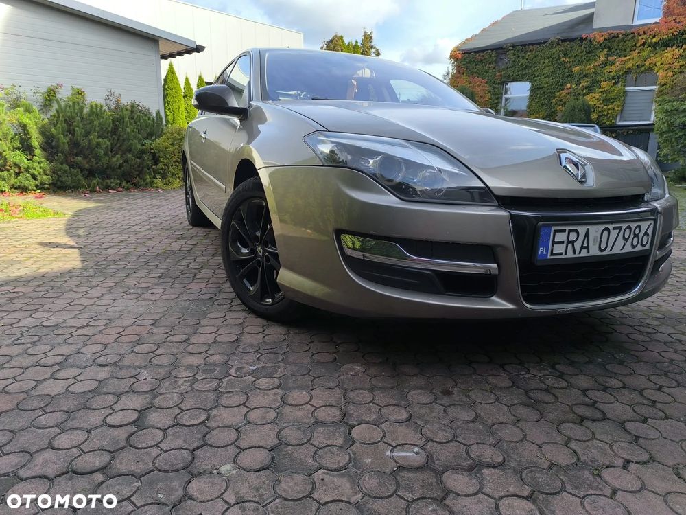 Renault Laguna - 1