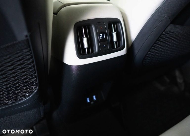 Hyundai Tucson 1.6 T-GDi HEV Platinum 2WD - 28
