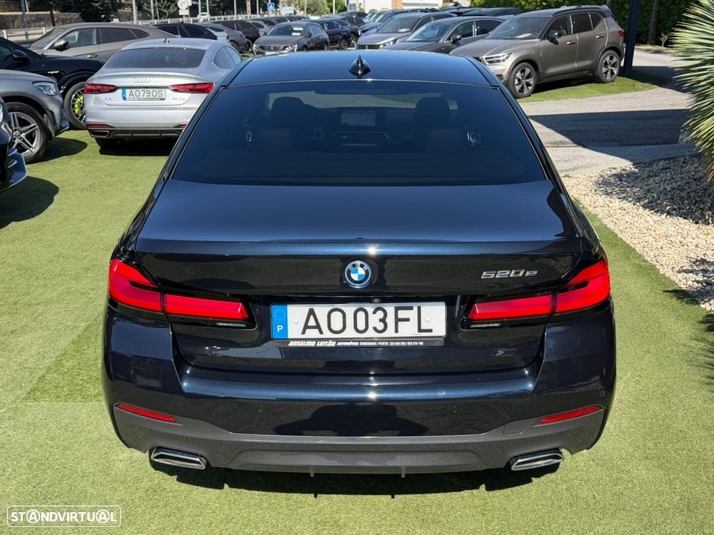 BMW 520 e Pack M — fotografia 14