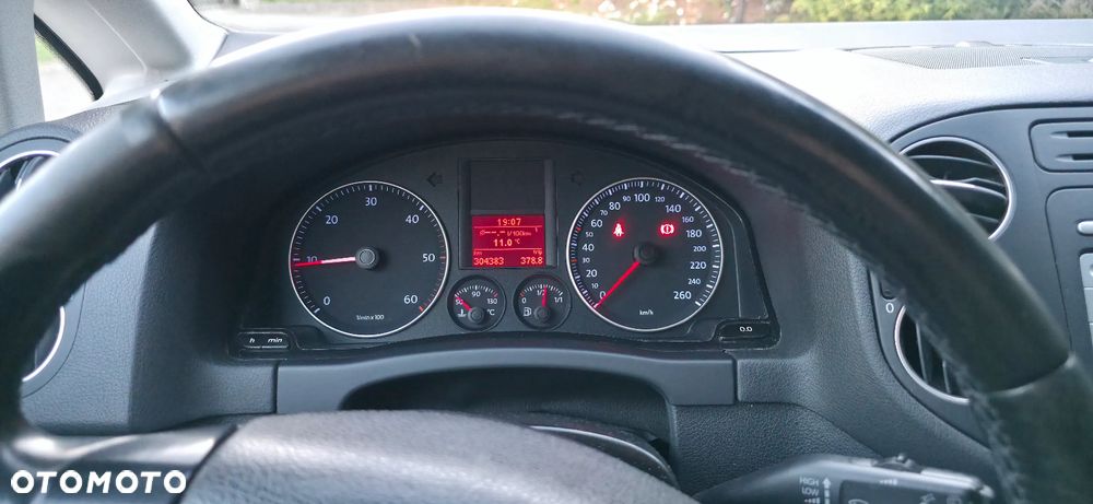 Volkswagen Golf Plus 1.9 TDI Tour - 28