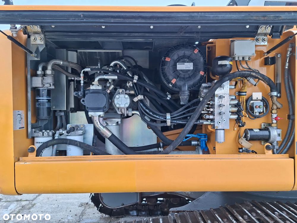Liebherr R922 LONG REACH - 9