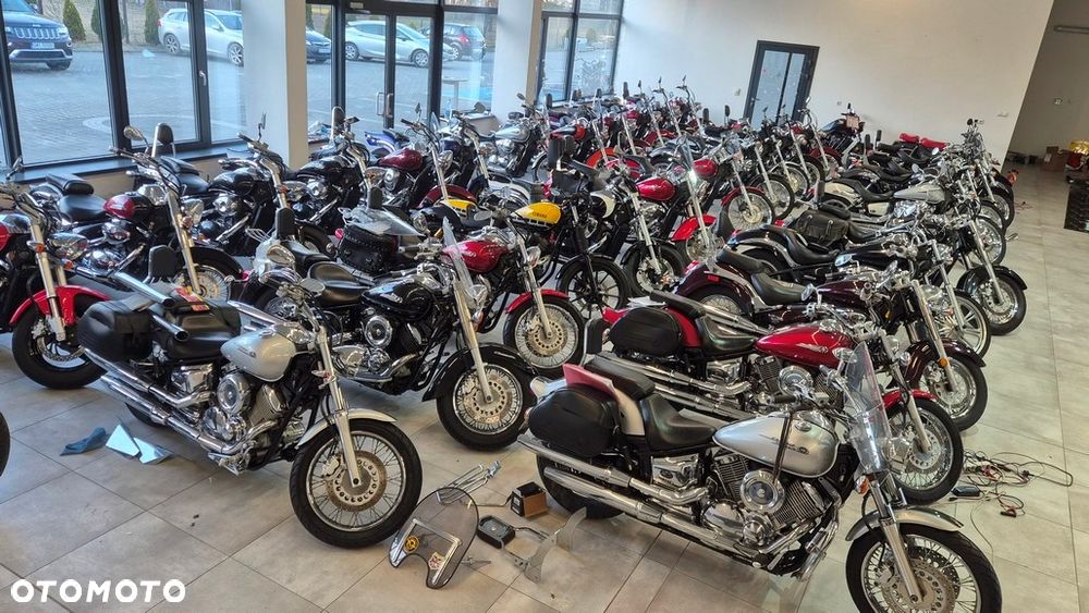 Suzuki Intruder - 22