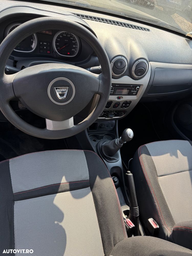 Dacia Duster dCi 90 FAP 4x2 Ambiance - 7