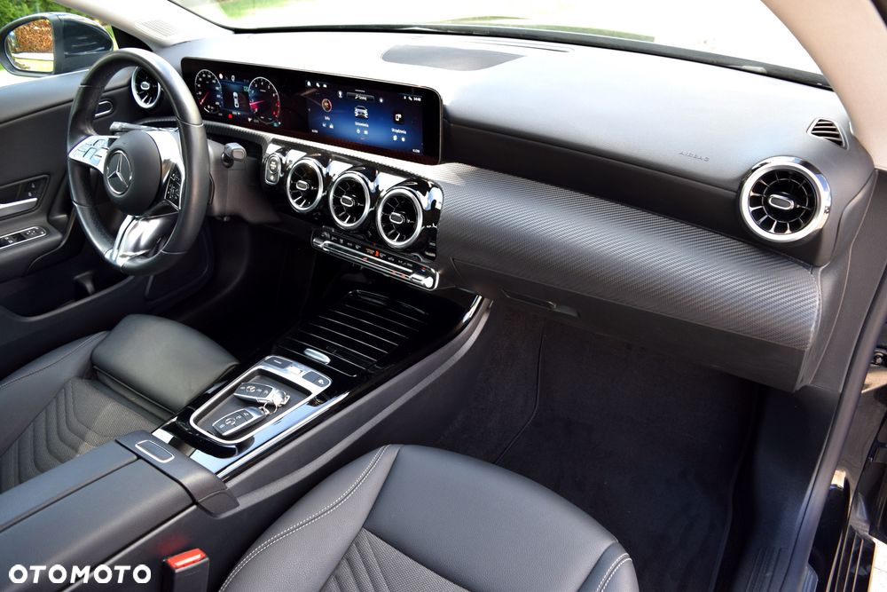 Mercedes-Benz CLA 200 mHEV AMG Line 7G-DCT - 27