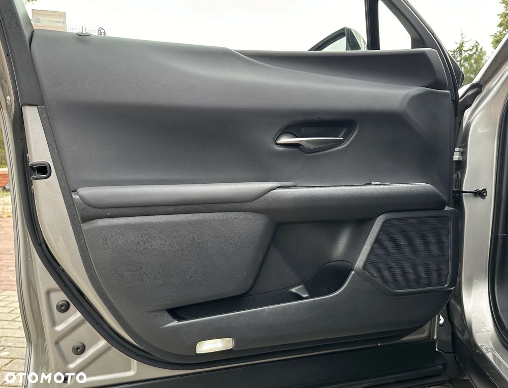 Lexus UX 250h GPF Business 2WD - 11