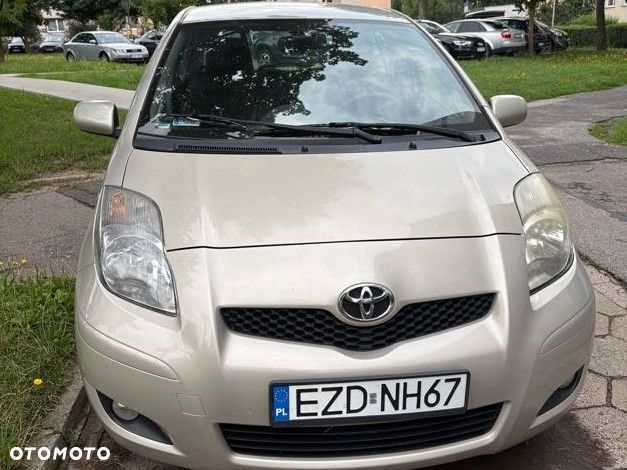 Toyota Yaris 1.33 Luna - 1