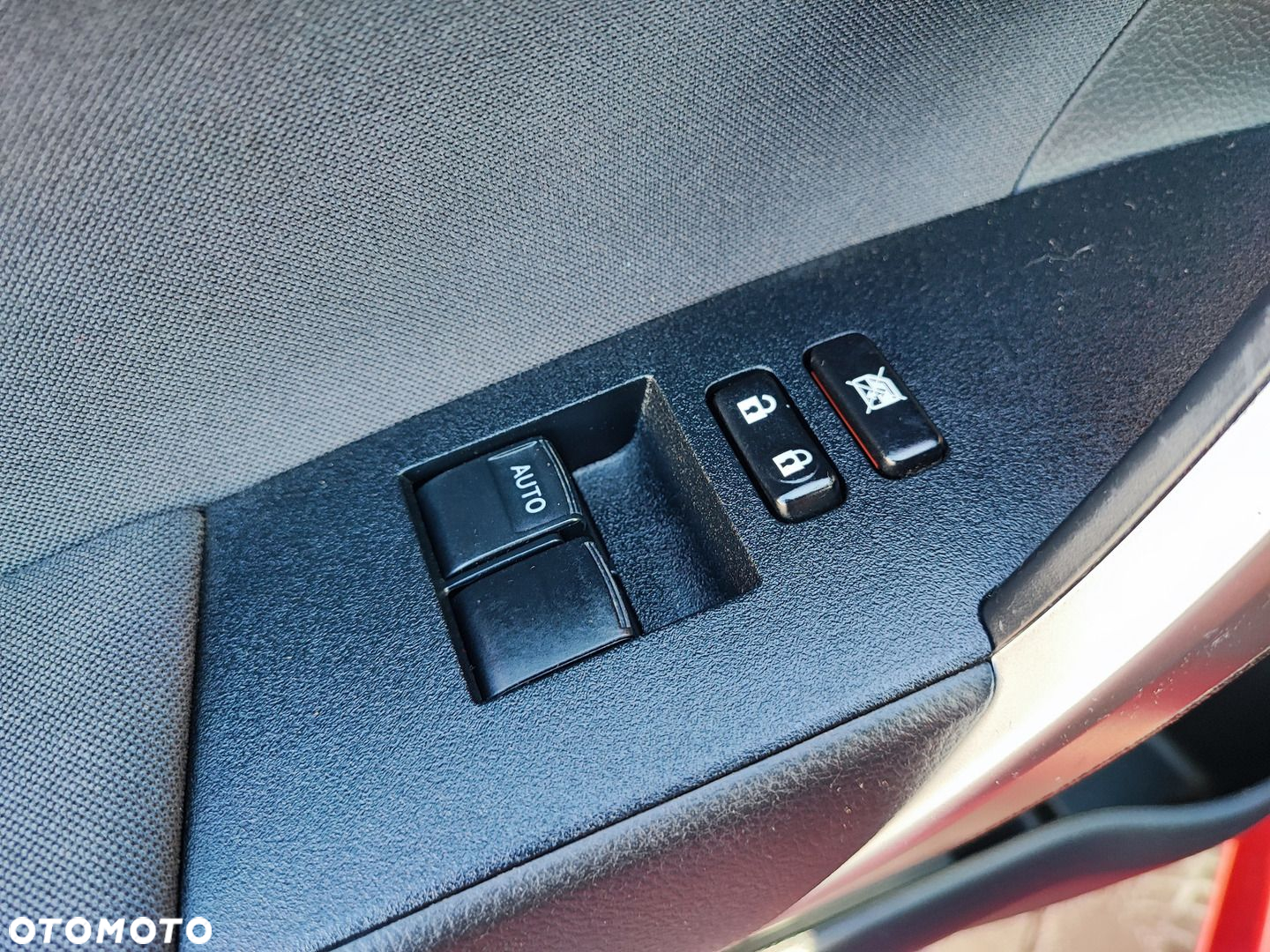 Toyota Corolla 1.6 Premium EU6 - 18