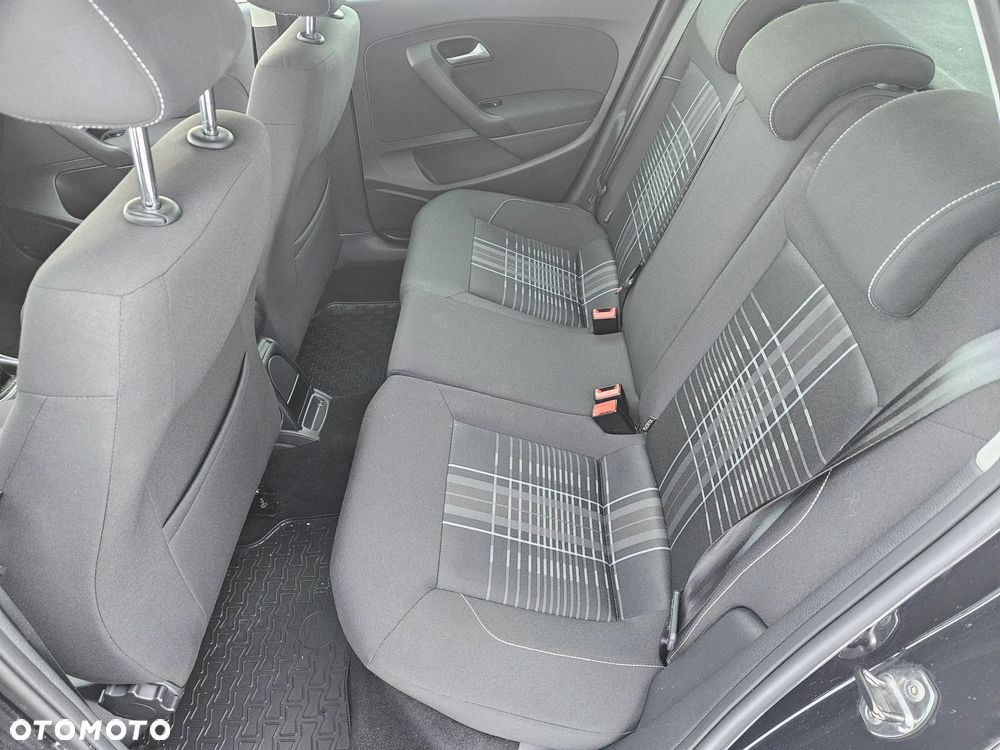 Volkswagen Polo 1.0 TSI Blue Motion Technology Lounge - 23