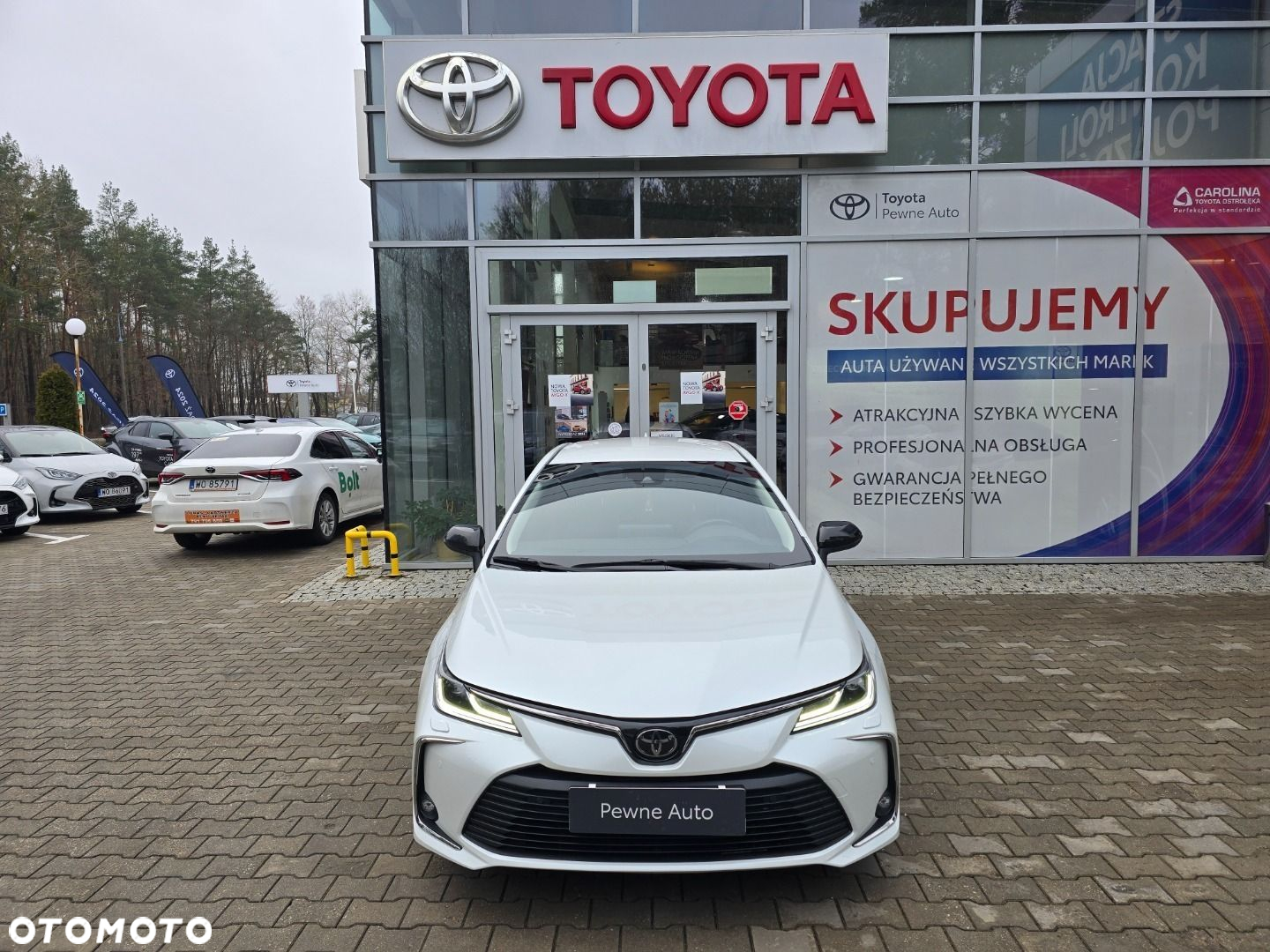 Toyota Corolla - 4