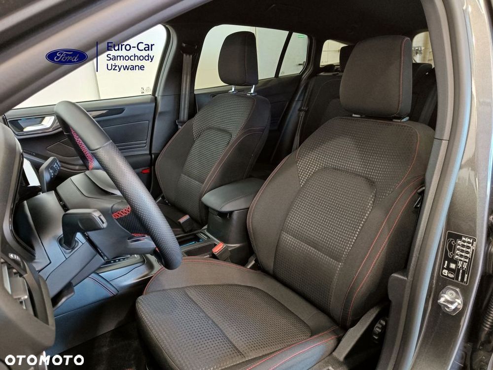 Ford Focus 1.0 EcoBoost mHEV ST-Line X - 12