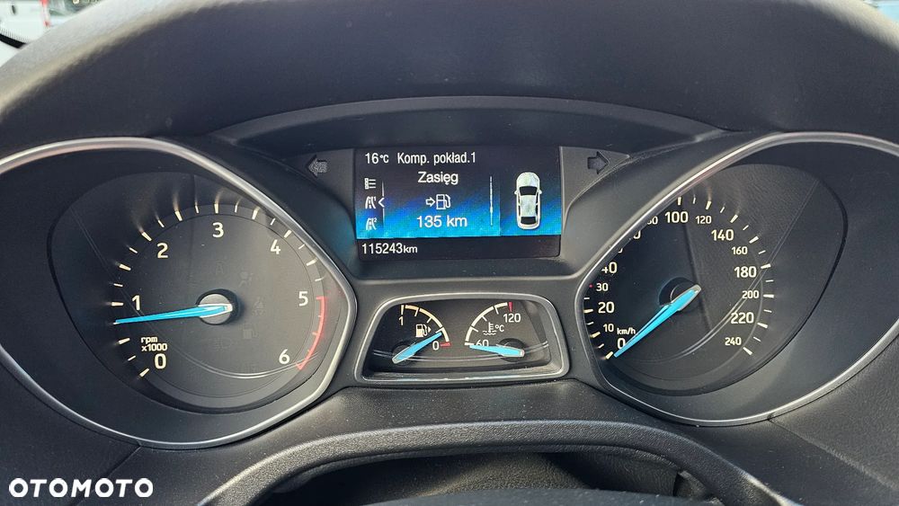 Ford Focus 1.5 EcoBlue STart-Stopp-System TITANIUM - 10