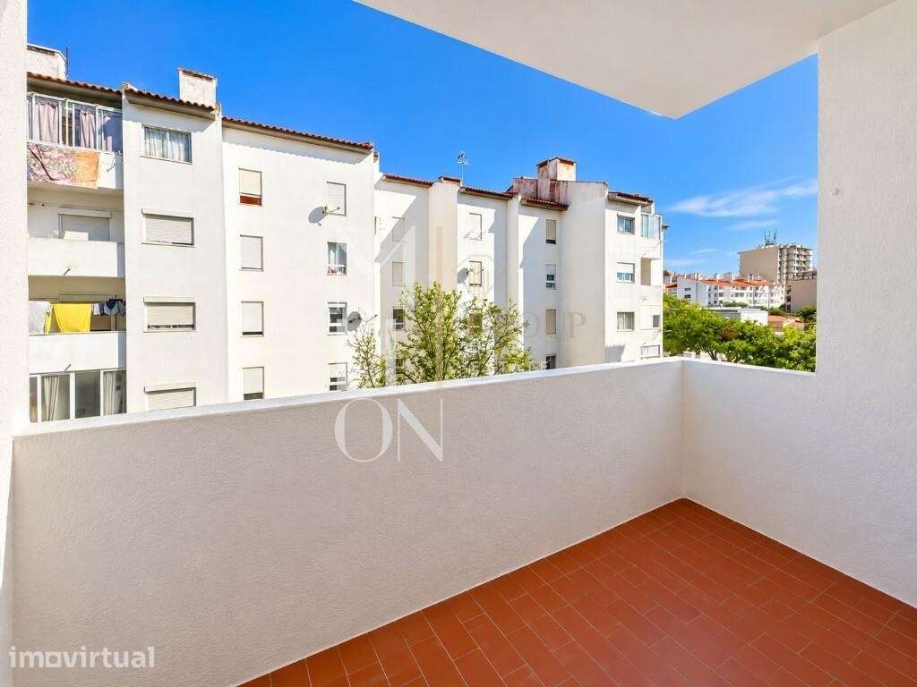 Apartamento T2 com Varanda em Cascais | Excelente Oportunidade de Inve - Grande imagem: 4/21