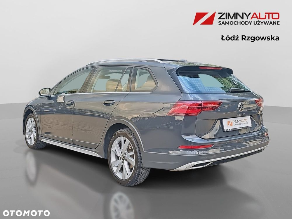 Volkswagen Golf - 5