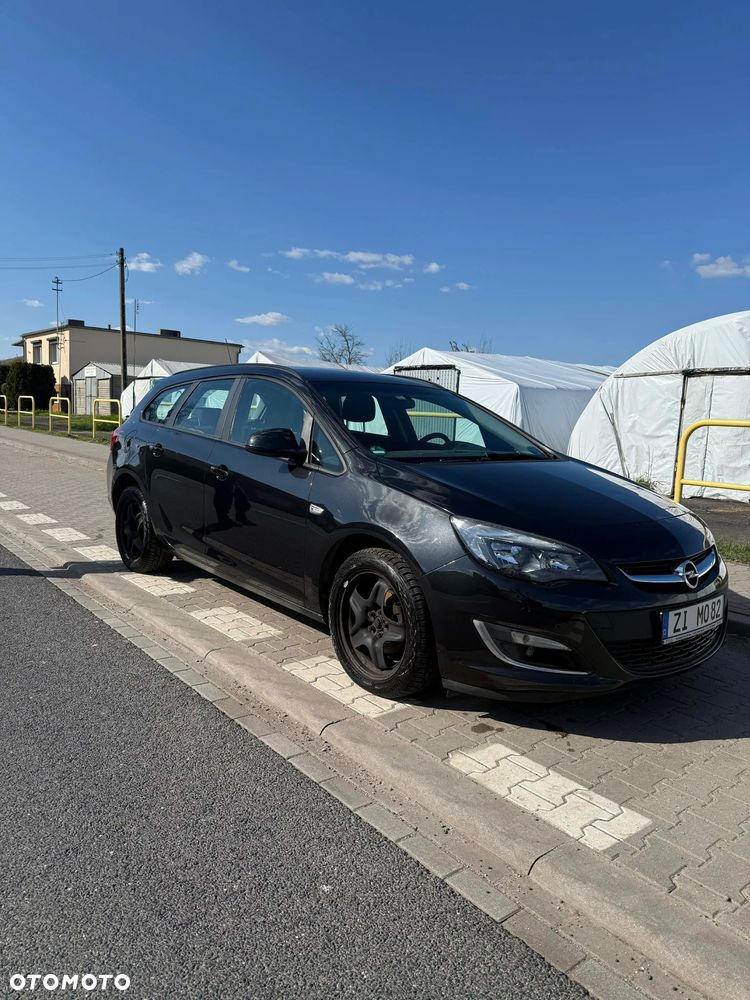 Opel Astra 1.4 Turbo - 4