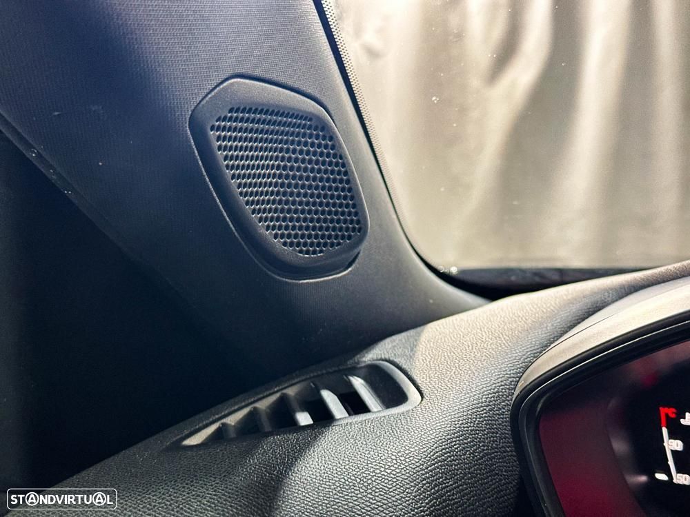 Peugeot 2008 1.2 PureTech Allure Pack - 45