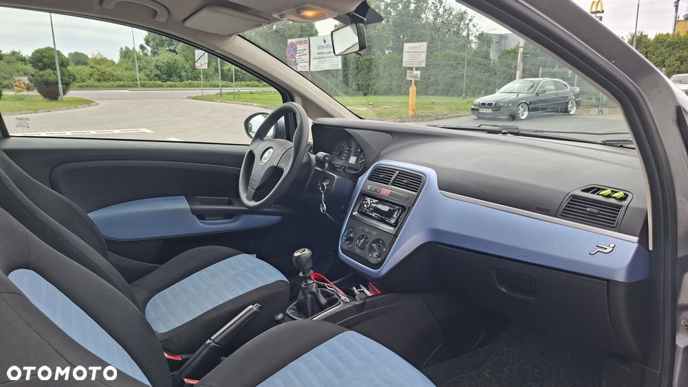 Fiat Grande Punto - 5