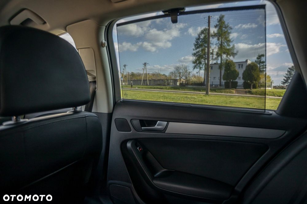 Audi A4 Avant 2.0 TDI DPF Attraction - 30